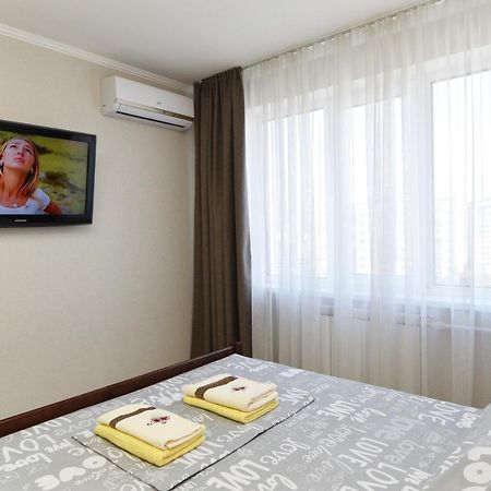 Apartament On Vasylia Lypkivskoho 24 Kiev Exteriör bild
