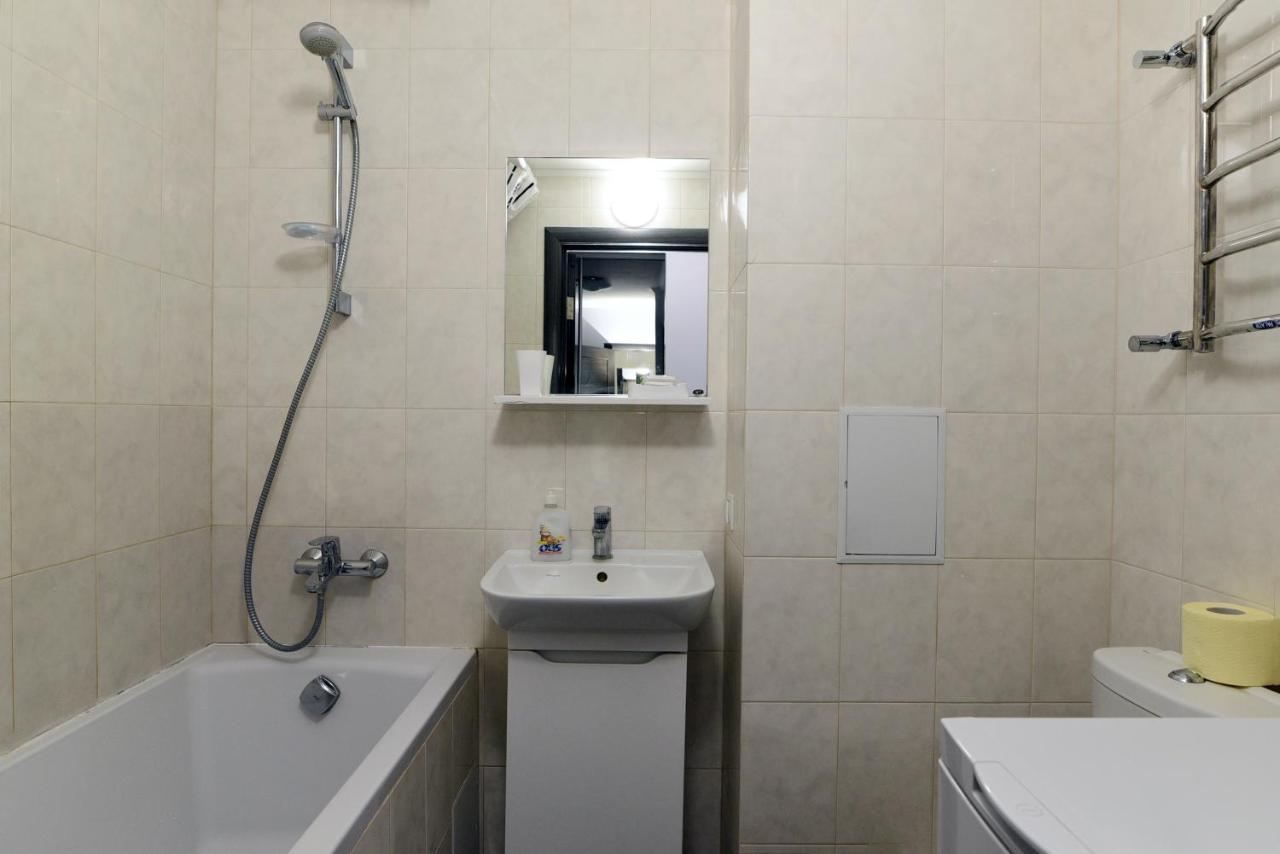 Apartament On Vasylia Lypkivskoho 24 Kiev Exteriör bild