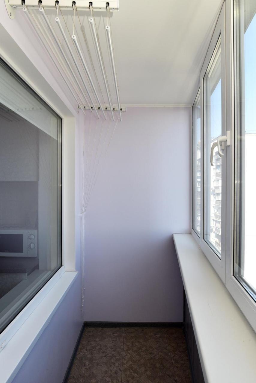 Apartament On Vasylia Lypkivskoho 24 Kiev Exteriör bild